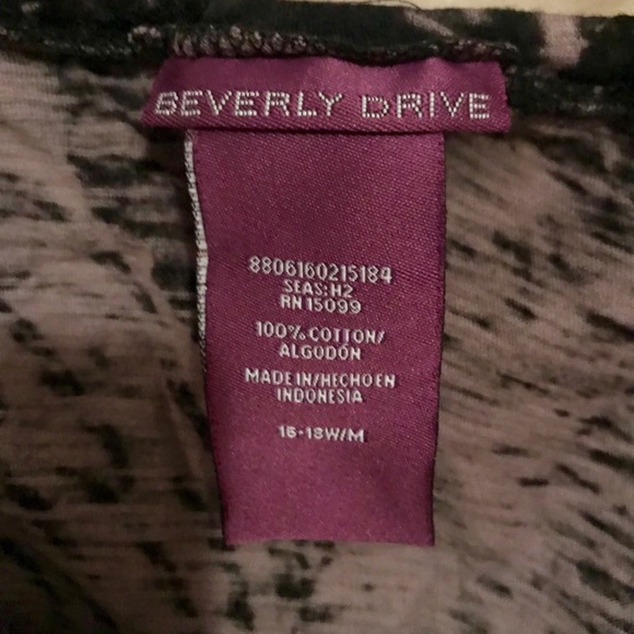 Beverly Drive - Blk/Wht Excellent condition - Picture 2 of 4